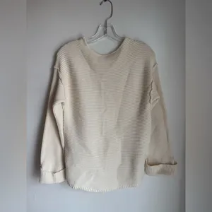 ASTR The Label Cozy V-Neck Cream Cotton Ribbed Sweater thumbnail 4