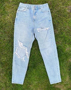 Topshop Light Wash Distressed Mom Jeans thumbnail 1