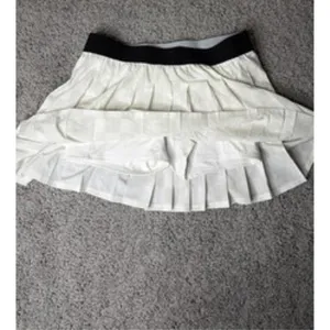JoyLab Large White Checkered Pleated Tennis Skort with Built In Shorts thumbnail 3