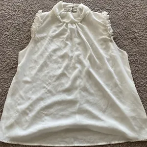 🌹 Women’s White Mockneck Blouse thumbnail 1