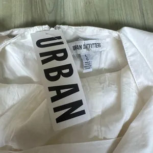 NWT Urban Outfitters Sandy Tie-Back Romper White Size Large 100% Cotton thumbnail 10