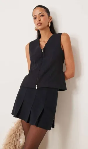 Abercrombie & Fitch Tailored Zip Vest Black Sleeveless Top Size M thumbnail 1