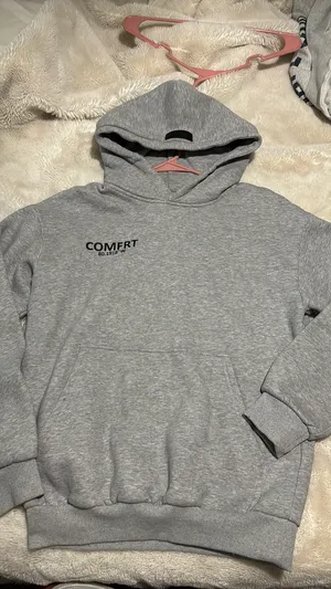 comfrt hoodie thumbnail 1