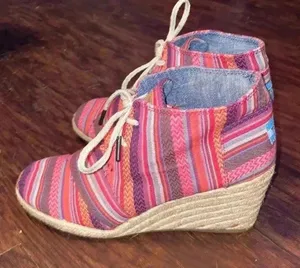 Tom Wedges thumbnail 1