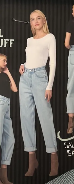 Simple Society Roll Cuff Balloon High Rise Mom's Jeans thumbnail 2