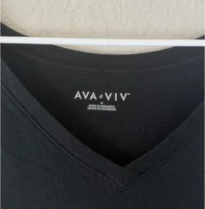 Ava & Viv Women’s V-Neck T-Shirt - Black Size 1X thumbnail 3