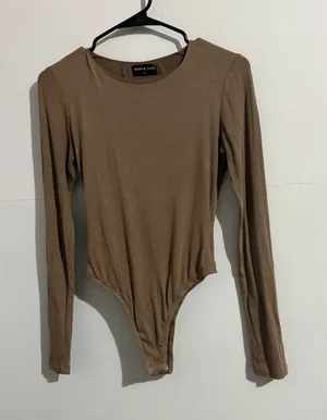 White Fox Ribbed High Neck Long Sleeve Bodysuit‎ in Tan Size Medium thumbnail 1