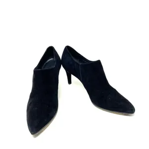 Stuart Weitzman Black‎ Suede Pointed Toe Stiletto Heel Ankle Bootie Size 7.5 thumbnail 4