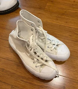 White High-Top Converse thumbnail 1