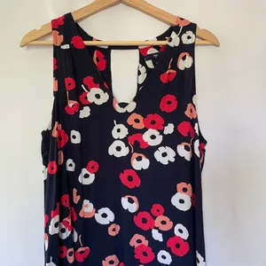 GAP floral sleeveless dress v-neck navy red white rayon women's‎ size medium thumbnail 2