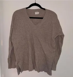 Dreamers by Debut Tan Waffle Knit Casual V Neck Sweater size Medium thumbnail 1