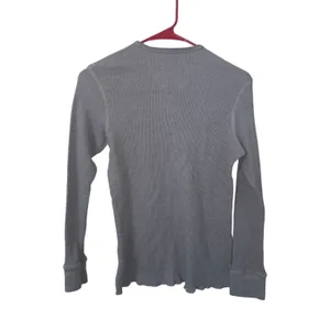 Canyon Guide Outfitters Gray Long-Sleeve Thermal Henley Shirt Womans Small thumbnail 2