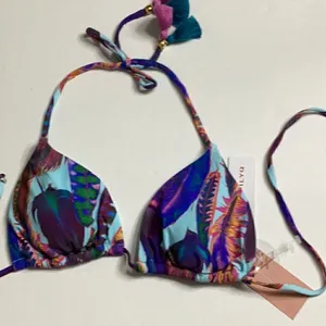 PILYQ Vida feather teeny string bikini set. New thumbnail 9