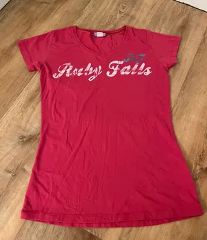 Ruby Falls Tshirt. Size small. Red thumbnail 1
