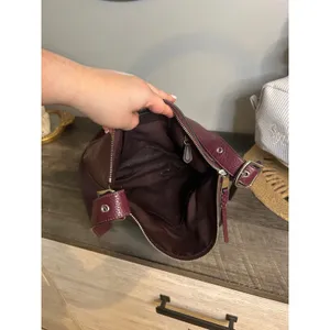 Coach Val Duffle Bag Berry Purple Pebbled Leather Crossbody C2818 thumbnail 5