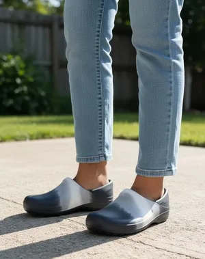 Crocs‎ Neria Pro II Work Clog Black Ombre Slip Resistant thumbnail 1