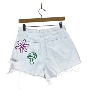 PacSun Carpenter Embroidered Graphic Raw Hem Denim Shorts White Indie Size 28 thumbnail 4