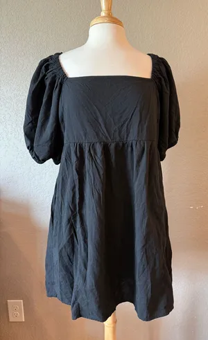 Old Navy Black Square Neck Puff Sleeve Smocked Mini Dress L Petite thumbnail 1