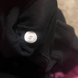 Lululemon sport bra size 6 thumbnail 3