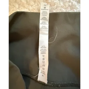 Lululemon Wunder Under Leggings Size 12 Sage Olive Green Sweat Wicking Stretch thumbnail 9