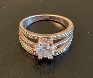 Woman Austrian crystal rose gold ring size 7-9 thumbnail 2