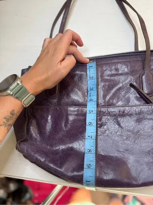 Hobo Friar Shoulder Bag in Black Vintage Leather thumbnail 15