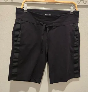 Athleta shorts thumbnail 1