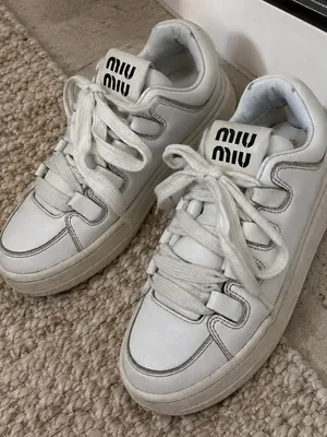 Miu Miu White Leather Logo Low Top Sneakers Made in Italy SIZE 35.5 thumbnail 1