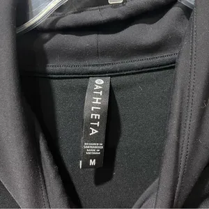 Athleta Hermosa Mock Neck Sweatshirt BLACK‎ SIZE Medium Great Shape thumbnail 6