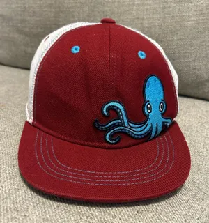 Boys hat Red thumbnail 1