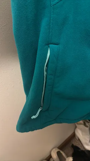 Blue Northface woman’s full zip jacket size XL thumbnail 3