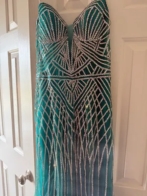 Portia Scarlett peacock prom dress thumbnail 3