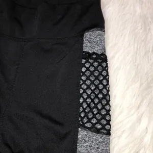 Small/Medium black high rise fitness leggings thumbnail 3