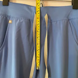 FIGS Ceil Blue Zamora Jogger Scrub Pants Uniform Nurse Doctor Women's size Small thumbnail 8