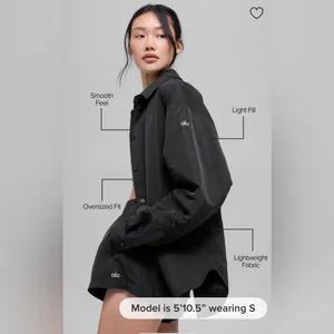 ALO Yoga NWT Socialite Shacket Jacket in Black Oversized Fit with Pockets Size M thumbnail 2
