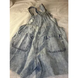 GAP NWT Denim Shortall Overalls with Washwell - Light Wash - Size L thumbnail 6
