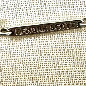 Kendra Scott Elisa light green necklace in SILVER thumbnail 7