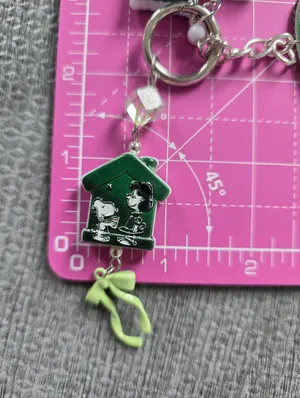𝙎𝙤𝙡𝙙! 𝘿𝙤 𝙣𝙤𝙩 𝙗𝙪𝙮 𝙥𝙡𝙚𝙖𝙨𝙚!  Snoopy Starbucks Bag Charm Keychain thumbnail 11