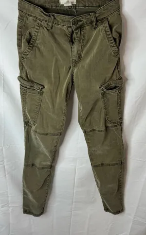 H&M Khaki Cargo Pants thumbnail 1