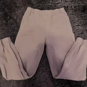 Brandy Melville sweatpants  thumbnail 2