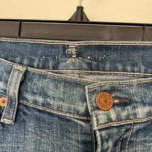 7 for All Mankind Dojo Cropped 7 Pocket Jeans thumbnail 2