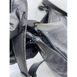 gucci vintage shoulder black leather cross body ba thumbnail 8