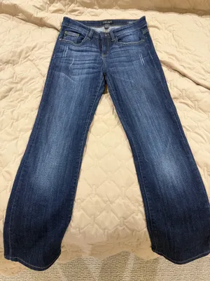 Judy Blue Jeans thumbnail 1