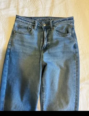 American Eagle Outfitters Moms Jeans thumbnail 4