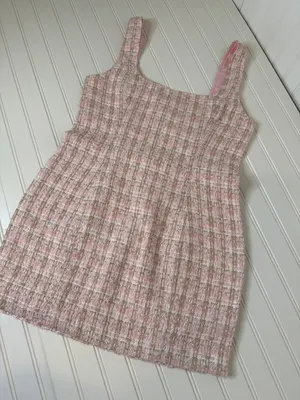 NWT Rumored Wiggy Dress Pink Shimmer Tweed Squared Neck Bodycon Size 10 thumbnail 1