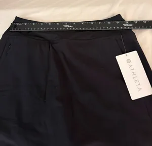 Woman’s Athleta black golf skort- small thumbnail 3