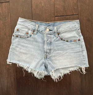 Levi’s Embellished Shorts thumbnail 7