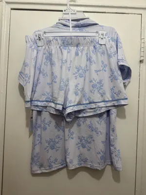 Tahari floral soft and cozy short pajama set size M thumbnail 5