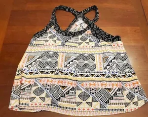 Xhilaration ladies sleeveless blouse is a junior size XL. thumbnail 4
