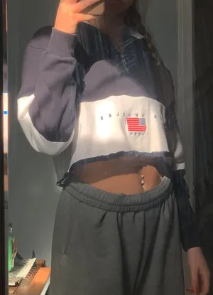 Brandy Melville Cropped Zip Up thumbnail 1